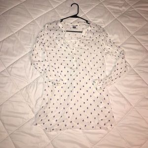 Half button long sleeved print shirt